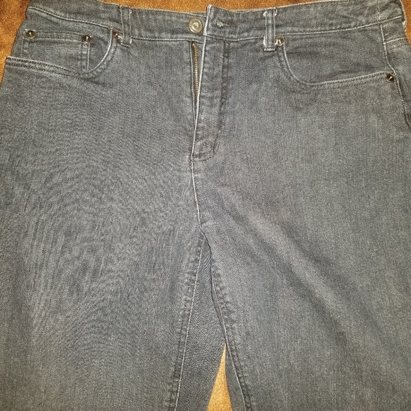 Women Talbots stretch dark denim jeans - Picture 3 of 4